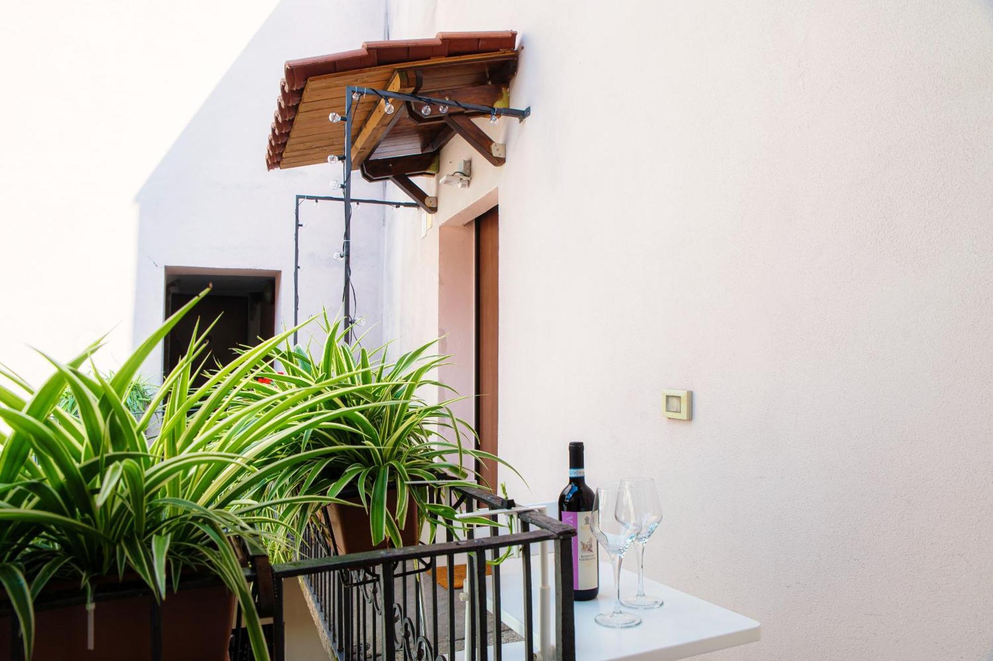 Apartamento Casa Giulini - The House Of Travelers Como Exterior foto