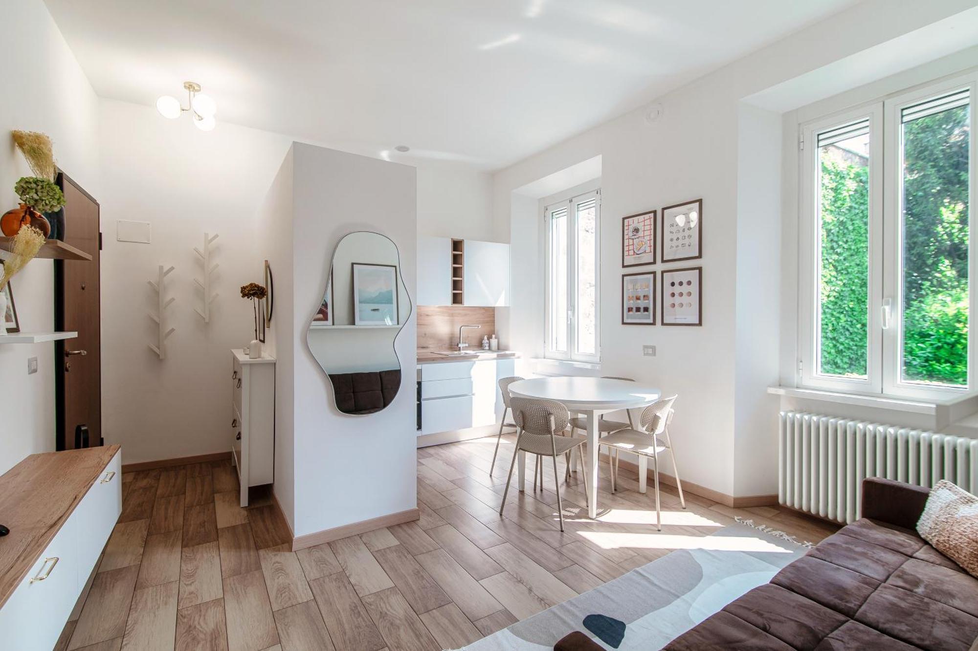 Apartamento Casa Giulini - The House Of Travelers Como Exterior foto